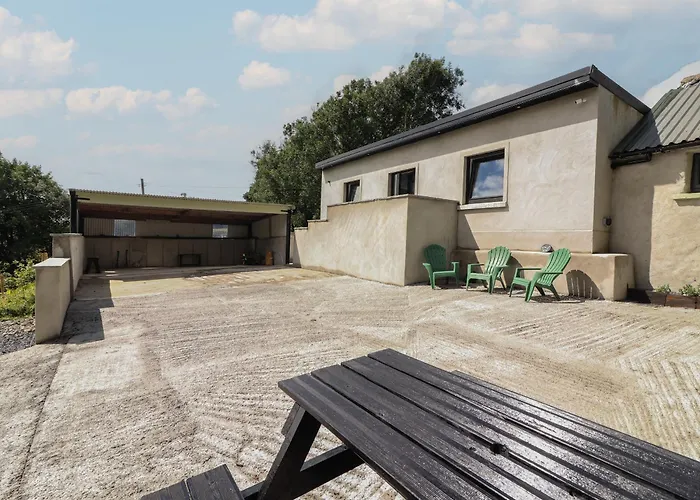 Holiday home Hogans *